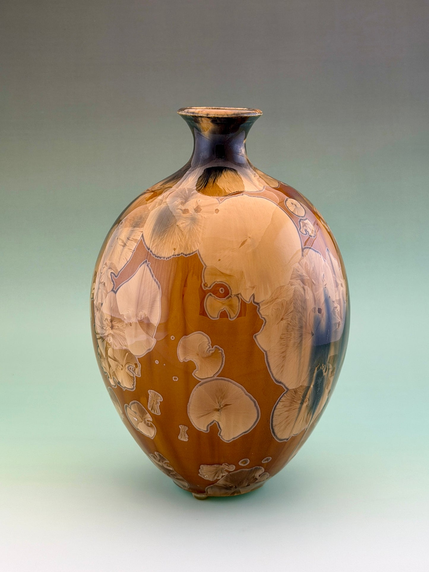 Hand-Thrown Porcelain Medium Flower Vase – Pale Honey Gold & Black Crystalline Glaze – Stephan Roy Studio